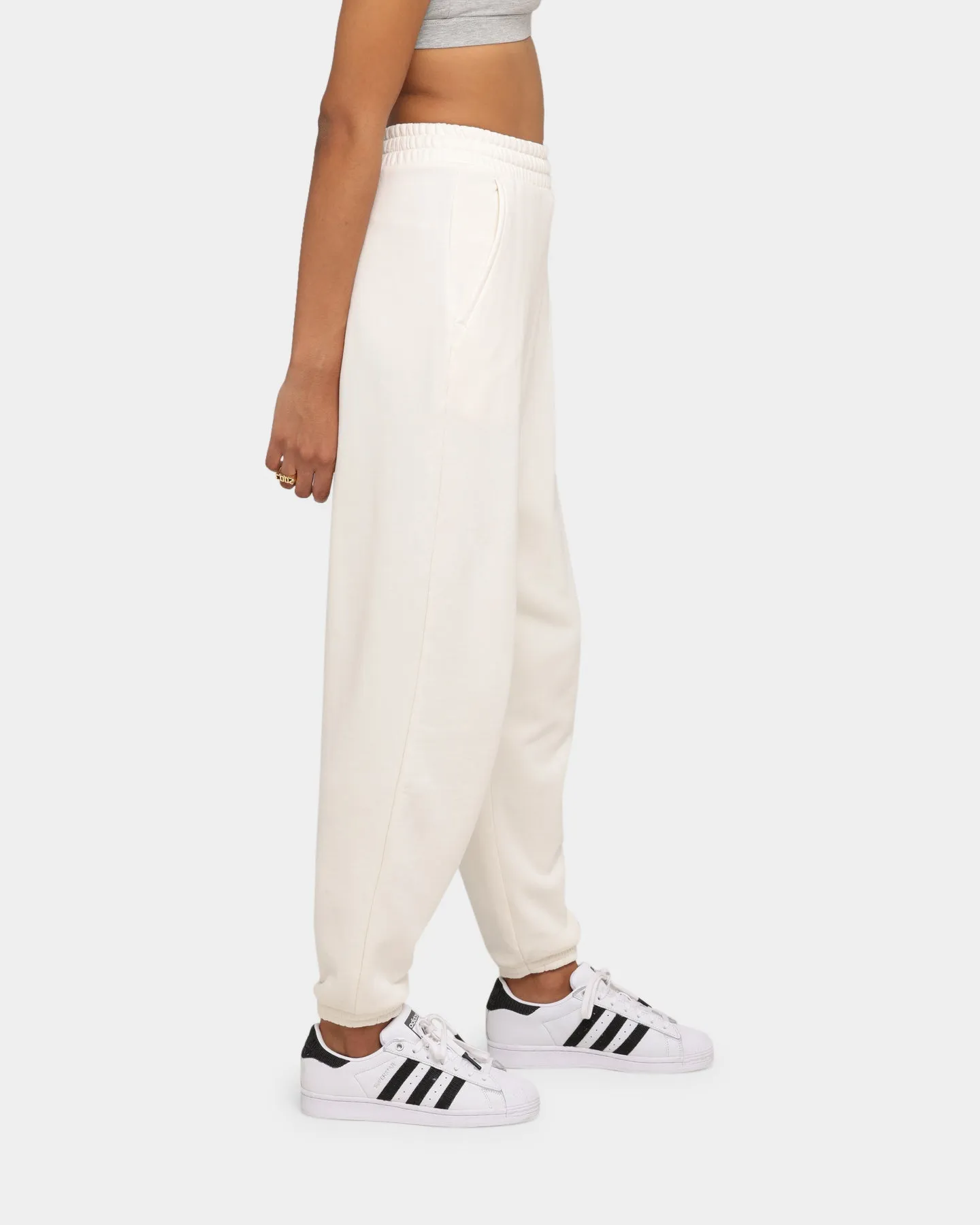 Adidas Women's Relaxed Non-Dye Jogger Non Dyed