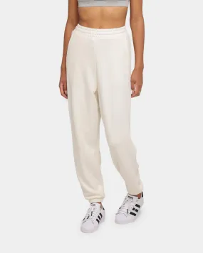 Adidas Women's Relaxed Non-Dye Jogger Non Dyed