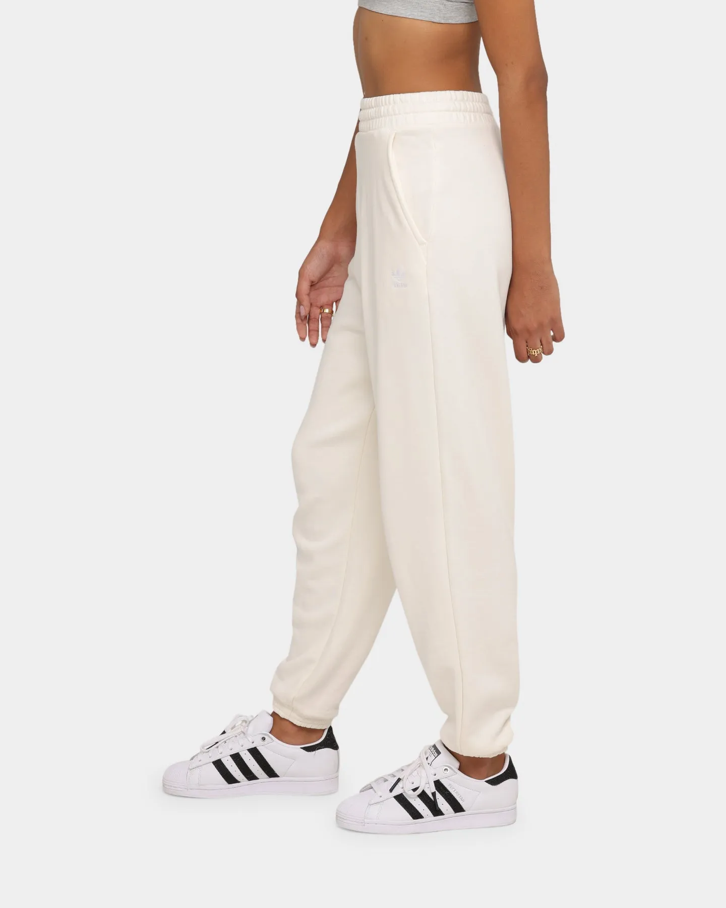 Adidas Women's Relaxed Non-Dye Jogger Non Dyed