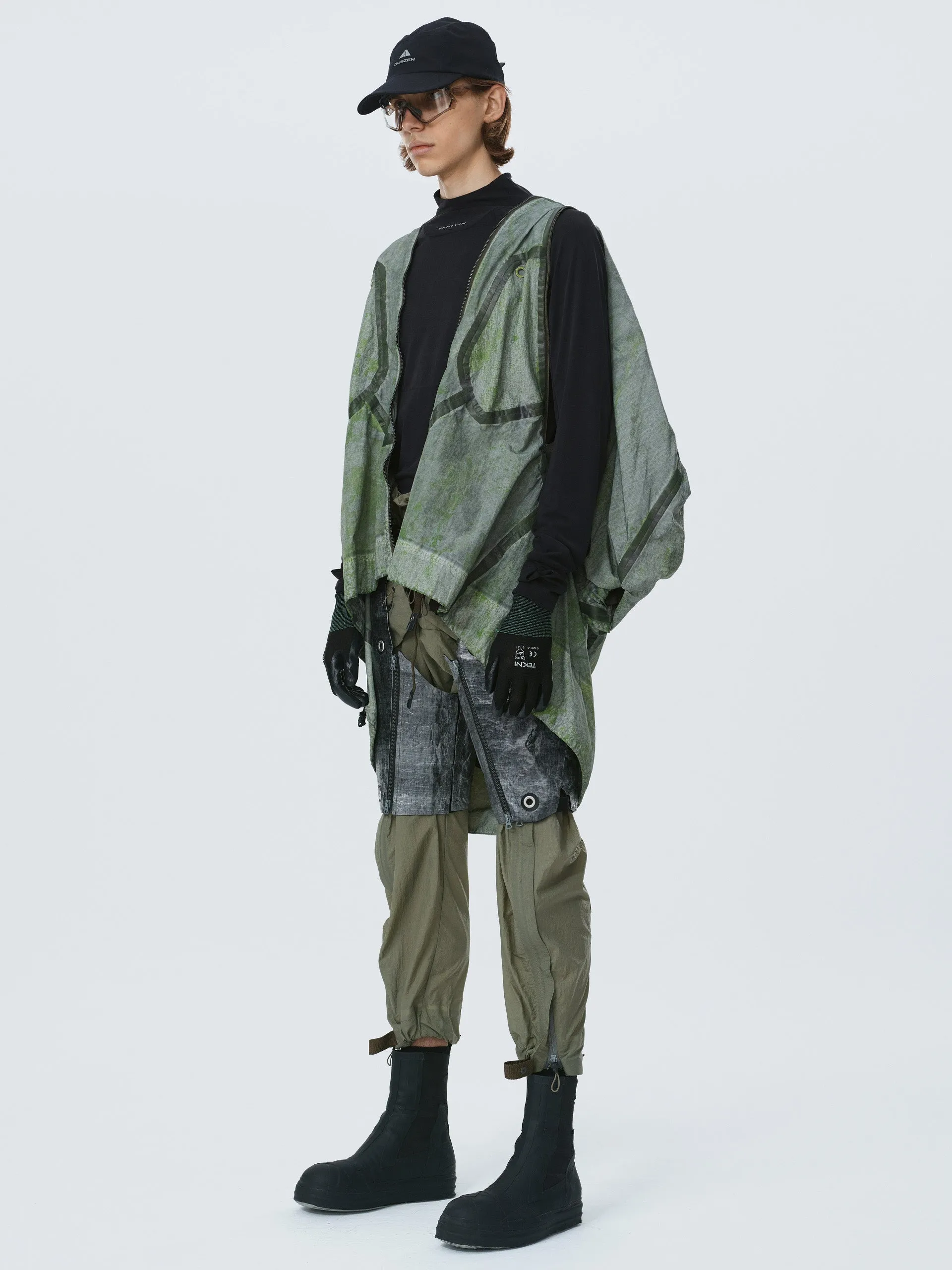 edge vagrants / backpack overcoat