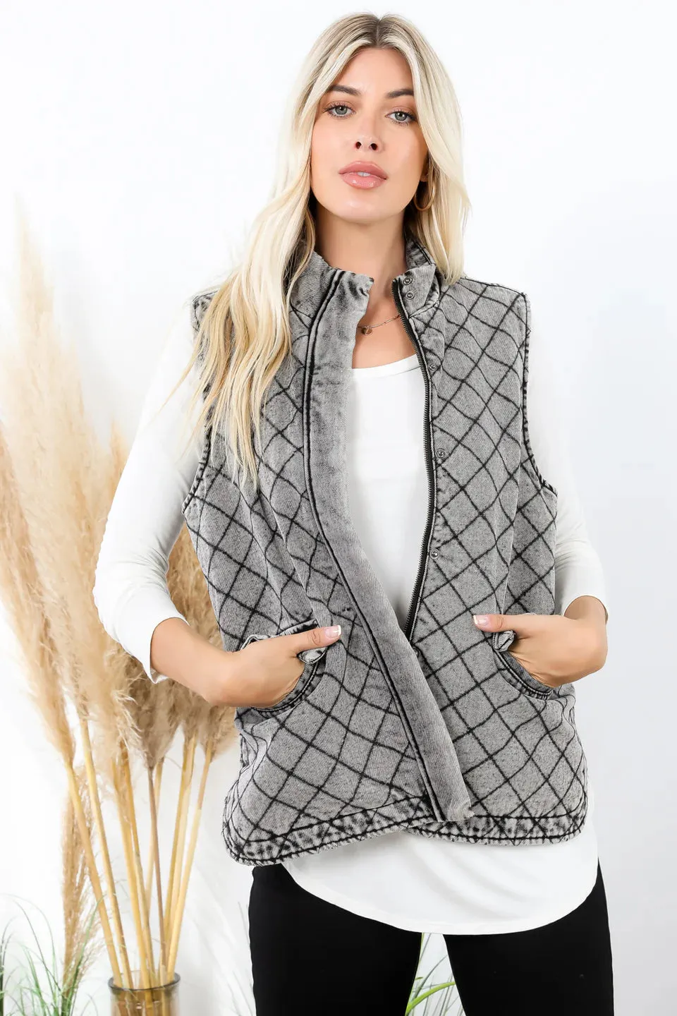 QUILTED BUTTON FRONT VEST