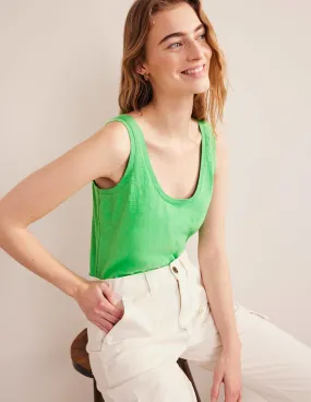 Relaxed Scoop Neck Vest-Green Bee