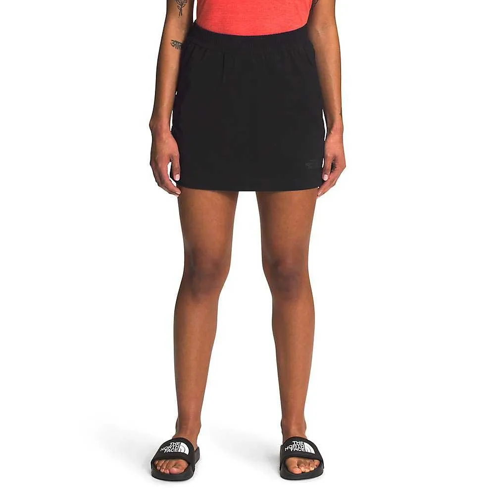 The North Face Women's Never Stop Wearing 4 Inch Skort