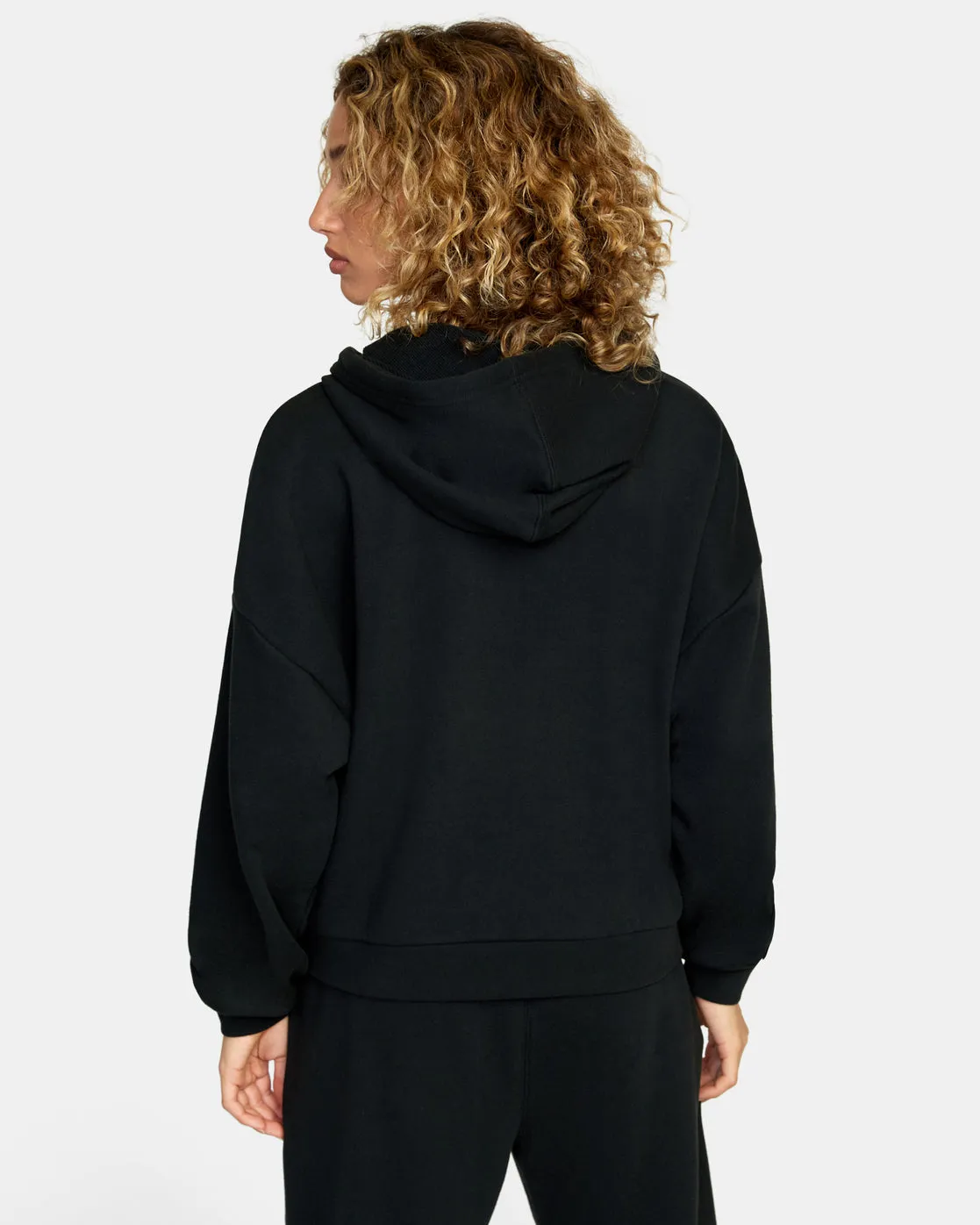 VA Essential Hoodie - Black